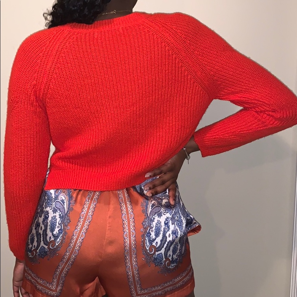 Orange sweater - Picture 2 of 4